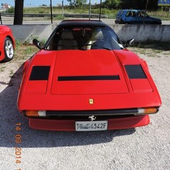 Raduno Ferrari, pranzo a Trani