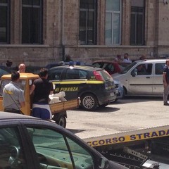 Mezzi sequestrati dalla Guardia di Finanza