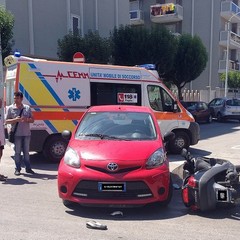 Moto contro auto, ennesimo incidente in zona Pozzo Piano