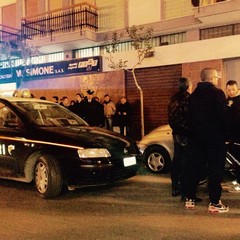 Precipita del sesto piano ma è ancora vivo