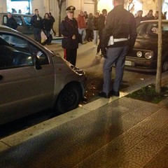 Precipita del sesto piano ma è ancora vivo