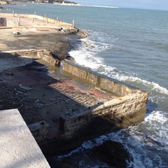 C'era una volta il lungomare. La costa deturpata