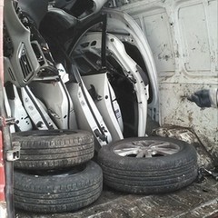 Nuovo ritrovamento di auto rubate