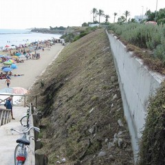 Green Bat, continua l'operazione Spiagge Pulite