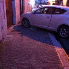 Parcheggi selvaggi in diverse strade di Trani