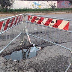 Buche in via Borsellino