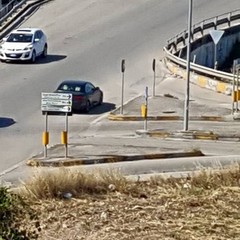 Viale Germania, asfalto disastrato e ricco di buche