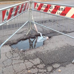 Buche in via Borsellino