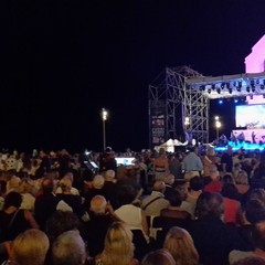 Trani, concerto di Renzo Arbore