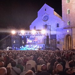 Trani, concerto di Renzo Arbore