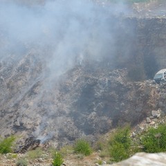 Cava-discarica a fuoco