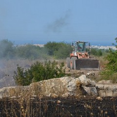 Cava-discarica a fuoco