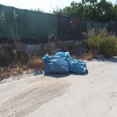 Rifiuti in via Duchessa D'Andria