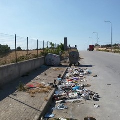 Rifiuti in via Duchessa D'Andria