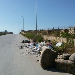 Rifiuti in via Duchessa D'Andria