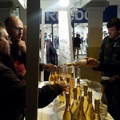 La cantina Estasi propone il suo Moscato di Trani