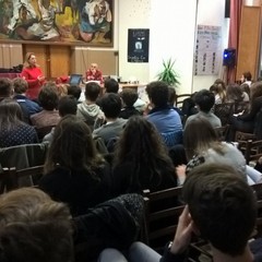 Lezione di primo soccorso al Liceo De Sanctis