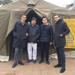 Briguglio protesta in Piazza Albanese