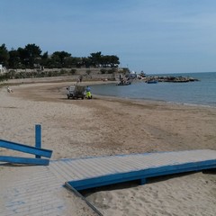 Pulizia straordinaria dei tratti di Colonna e Baia del pescatore