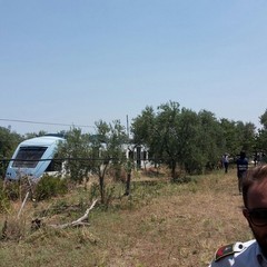 Scontro frontale tra due treni sulla Andria-Corato