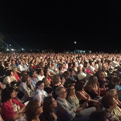 Trani, concerto di Renzo Arbore