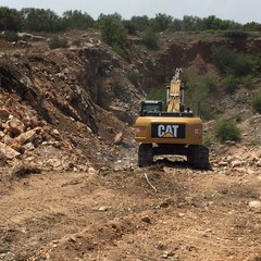 Cava-discarica in contrada Casa Rossa