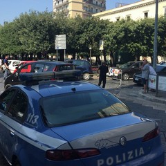 Incidente in piazza della Repubblica, auto ferme da un'ora