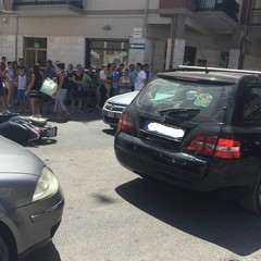 Incidente auto moto su Via Andria, ferito un ragazzo