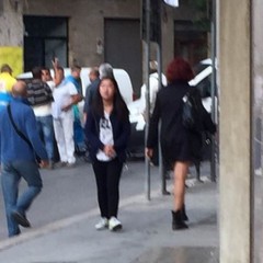 Scontro furgone-bici su via De Robertis