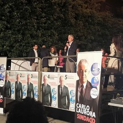 Comizio Carlo Laurora
