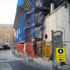 Palazzo di piazza Longobardi con Fondaco