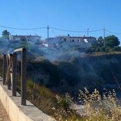 Incendio alla Seconda Spiaggia