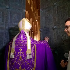 Giubileo, apertura della porta della Cattedrale
