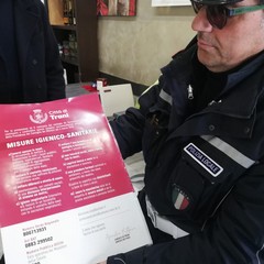 Prevenzione Coronavirus, distribuite nei bar di Trani locandine con le misure igienico-sanitarie