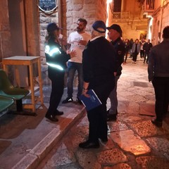 Controlli Polizia locale e di Stato nei locali della movida notturna