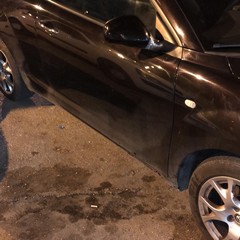 Auto danneggiate in corso Alcide De Gaspari