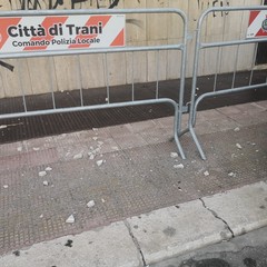 Cadono pezzi di intonaco dell'ex cinema Bellini