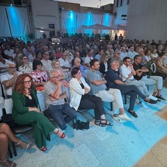 Antonio Decaro Presentazione libro vicino