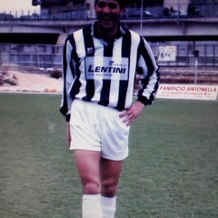 Carmelino a Trani con la maglia dellAtletico Leonzio