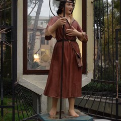Statua di San Nicola il Pellegrino