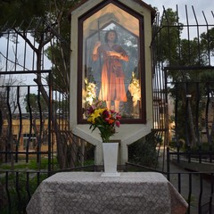 Statua di San Nicola il Pellegrino