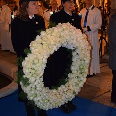 Omaggio floreale alla Madonna Immacolata