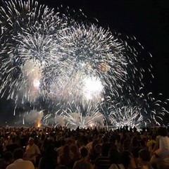 Arte pirotecnica e cibo da strada, cala il sipario su un settimana ricco di successi