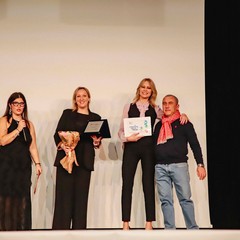 Foto Regala un giocattolo