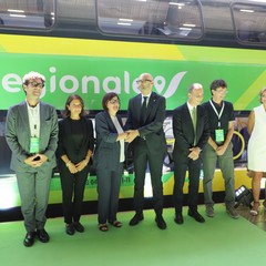 Foto treno e autorit