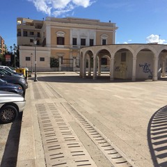 Stazione di Trani, niente più impianti pubblicitari abusivi