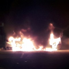 Fiamme in viale Germania, a fuoco due auto