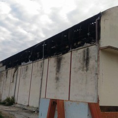 Incendio capannone via Curatoio