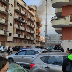 Incendio in via Ugo la Malfa