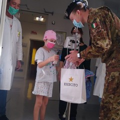 Consegna uova di Pasqua